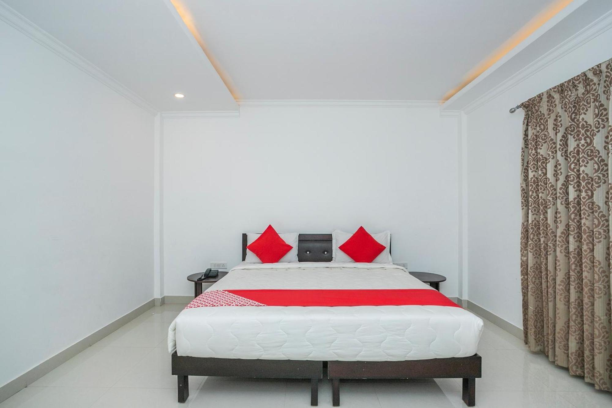 Collection O Cosmopolitan Hotel Devanahalli Buitenkant foto